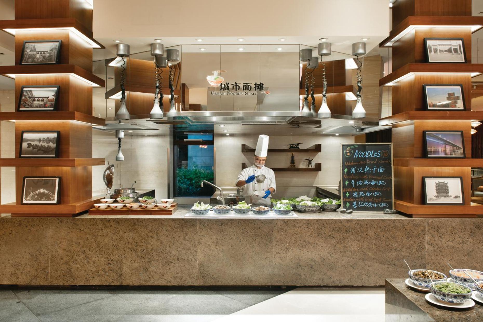 Hilton Wuhan Optics Valley Bagian luar foto